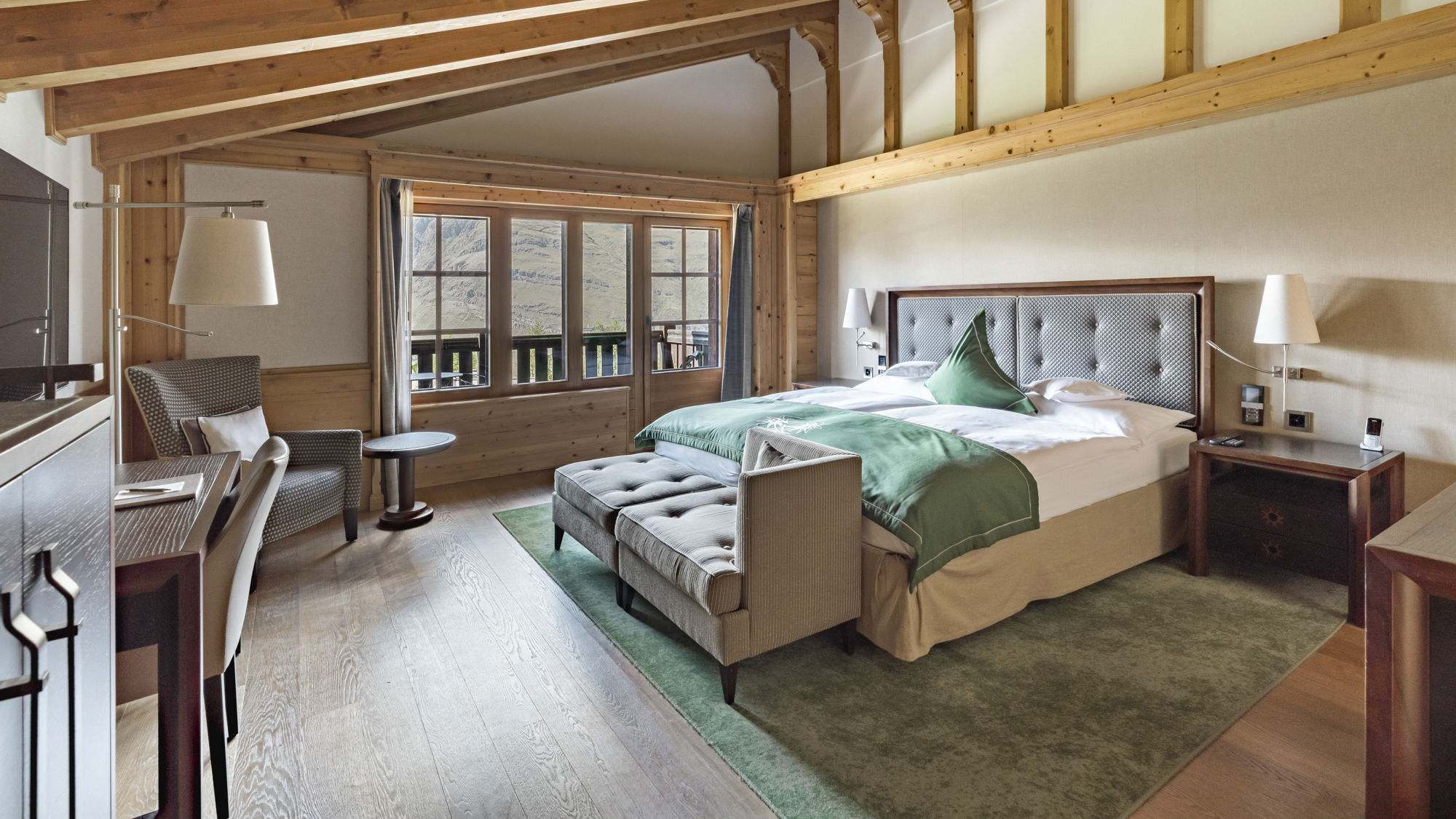 riffelalp-resort-chambre-matterhorn-superior-vue-generale-01.jpeg