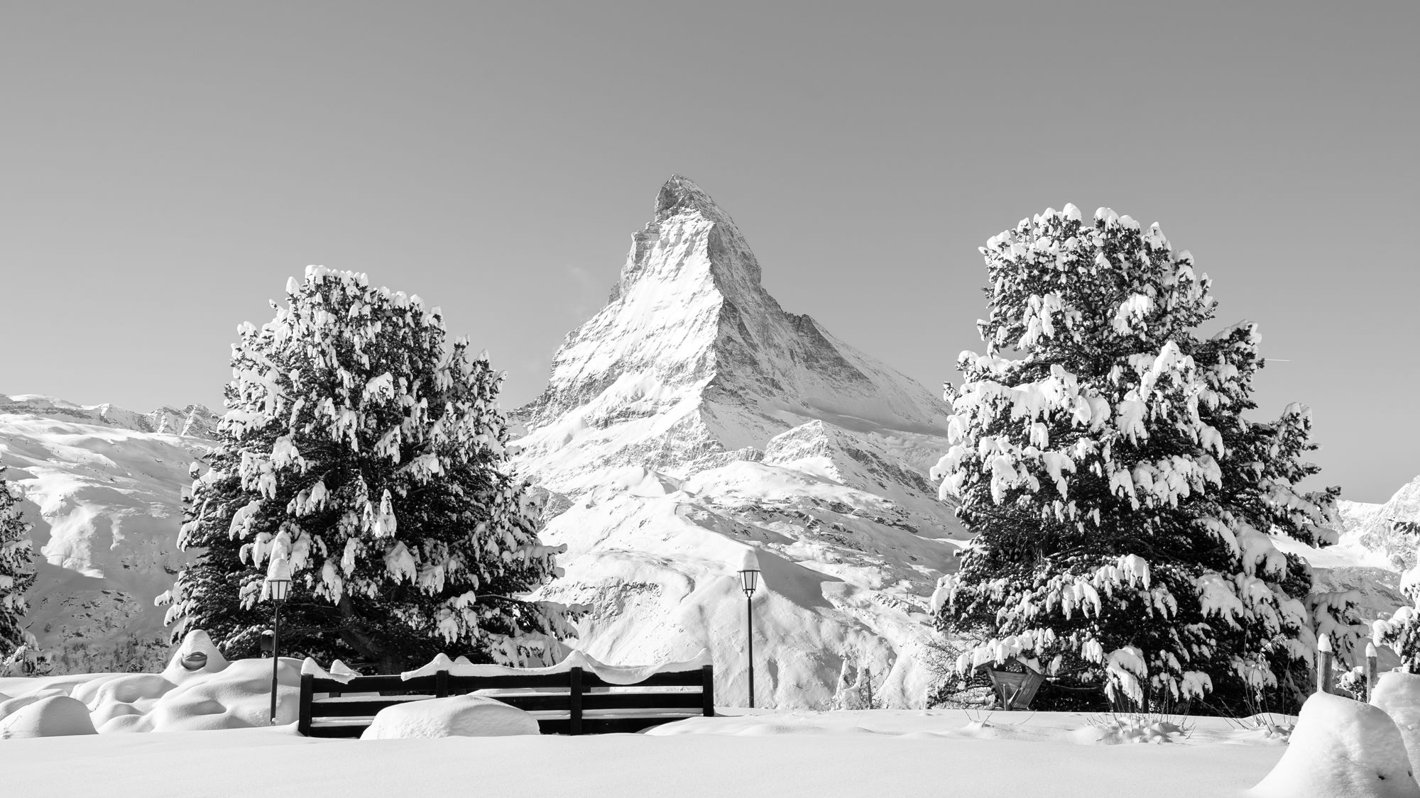 riffelalp-resort-photo-cervin-noir-blanc-01.jpeg